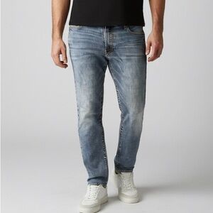 Lucky Brand 38/32 410 athletic slim jeans